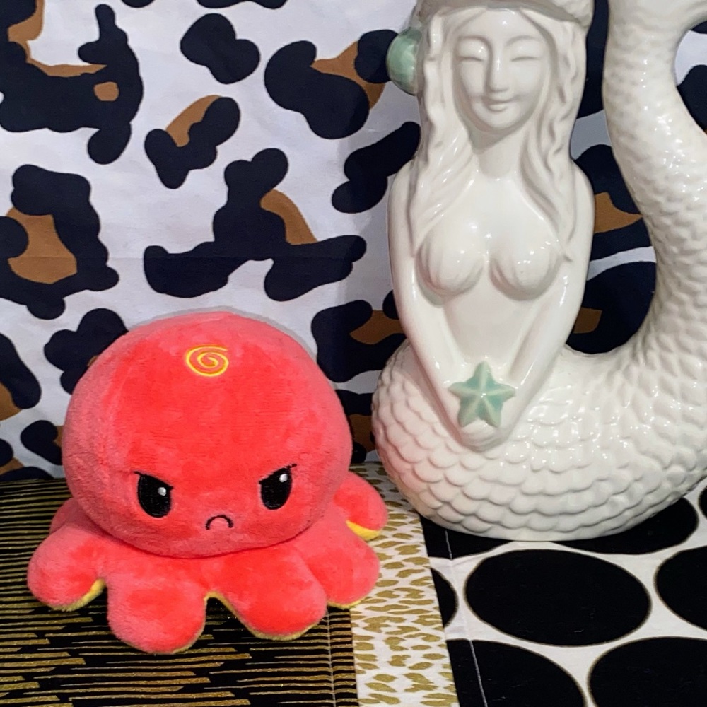 SALE! Tee turtle Small Reversible Octopus Plushie
